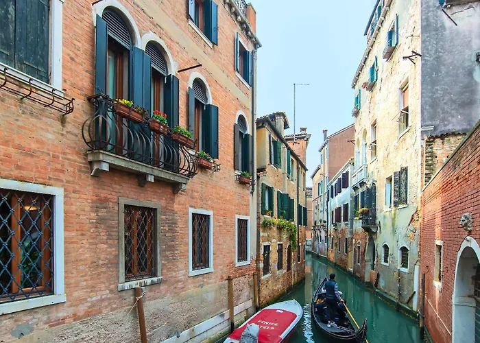 Hotel La Fenice et Des Artistes Venise